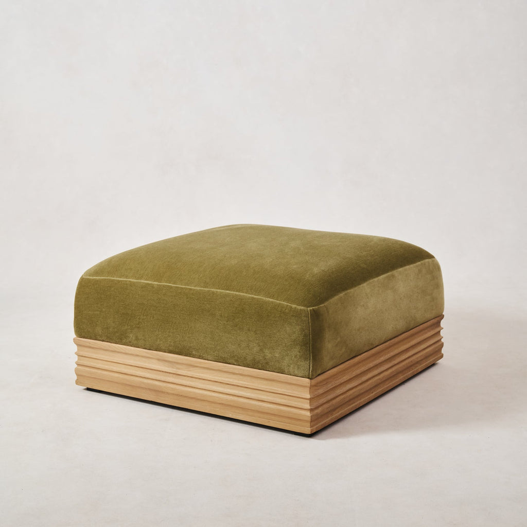 Architektonischer Woll-Mohair-Ottomane