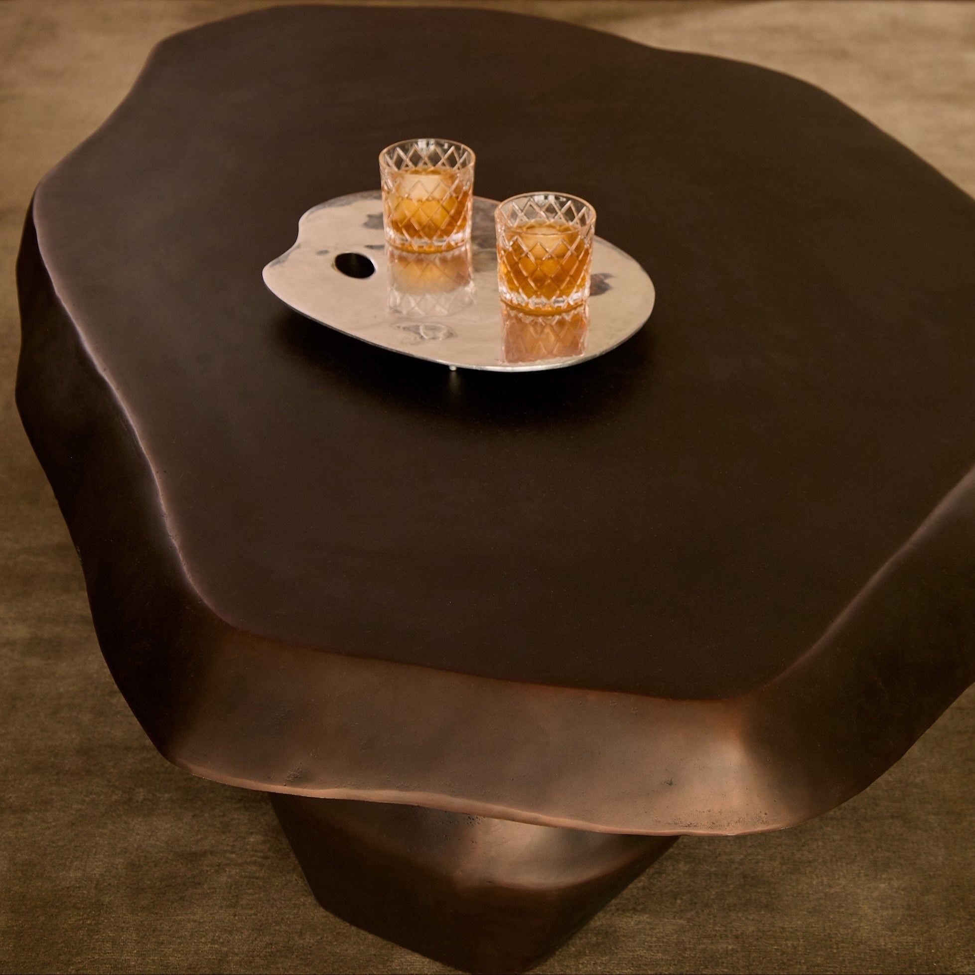 Meteorit Couchtisch
