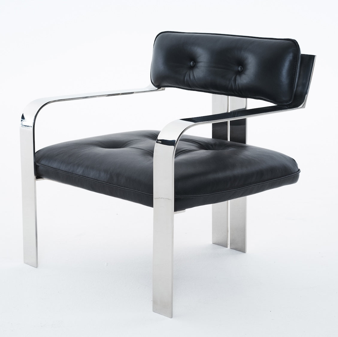 Sessel mit Chromrahmen – Schwarzes Leder