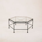 Outdoor-Couchtisch aus Glas (sechseckig) – schwarzer Rahmen