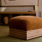 Architektonischer Woll-Mohair-Pouf