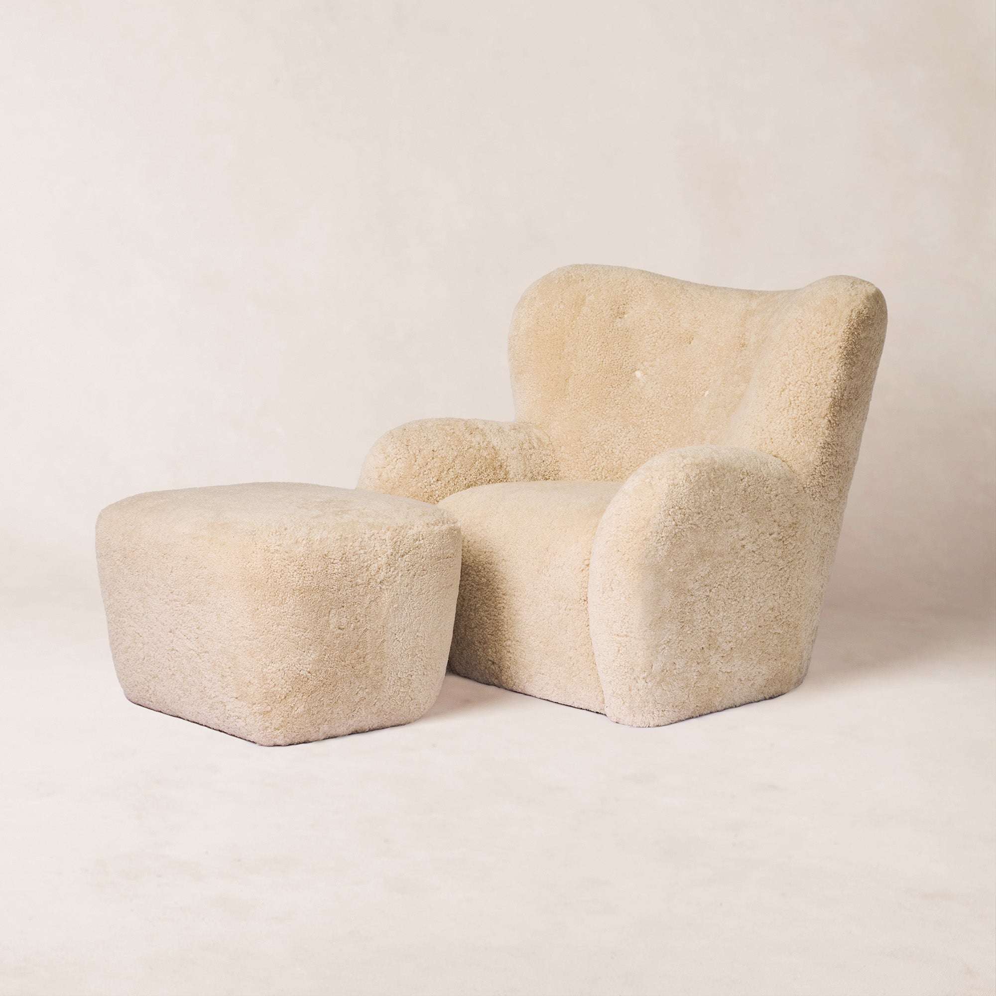 Loungesessel – Bone Shearling