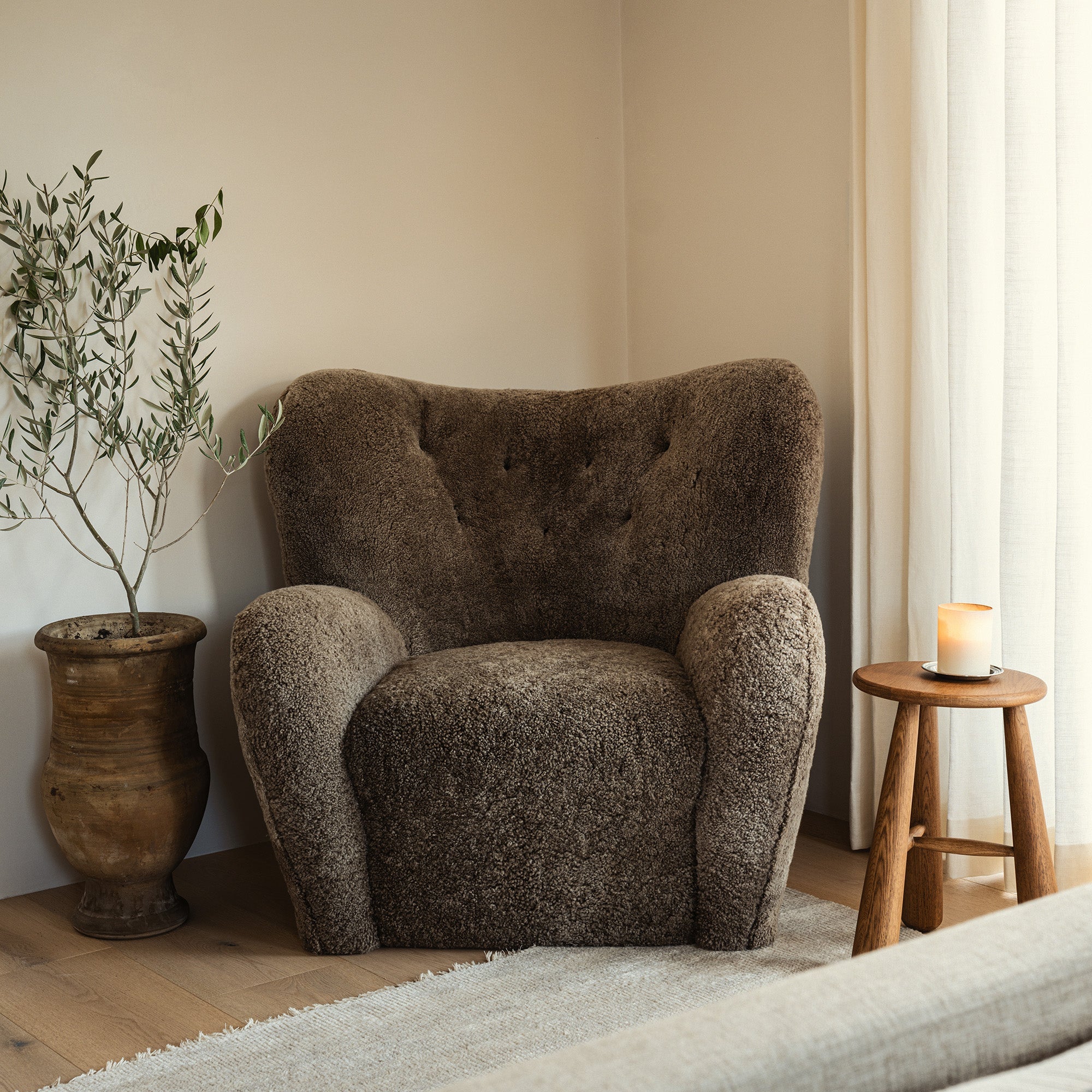 Drehbarer Loungesessel – Taupefarbenes Shearling