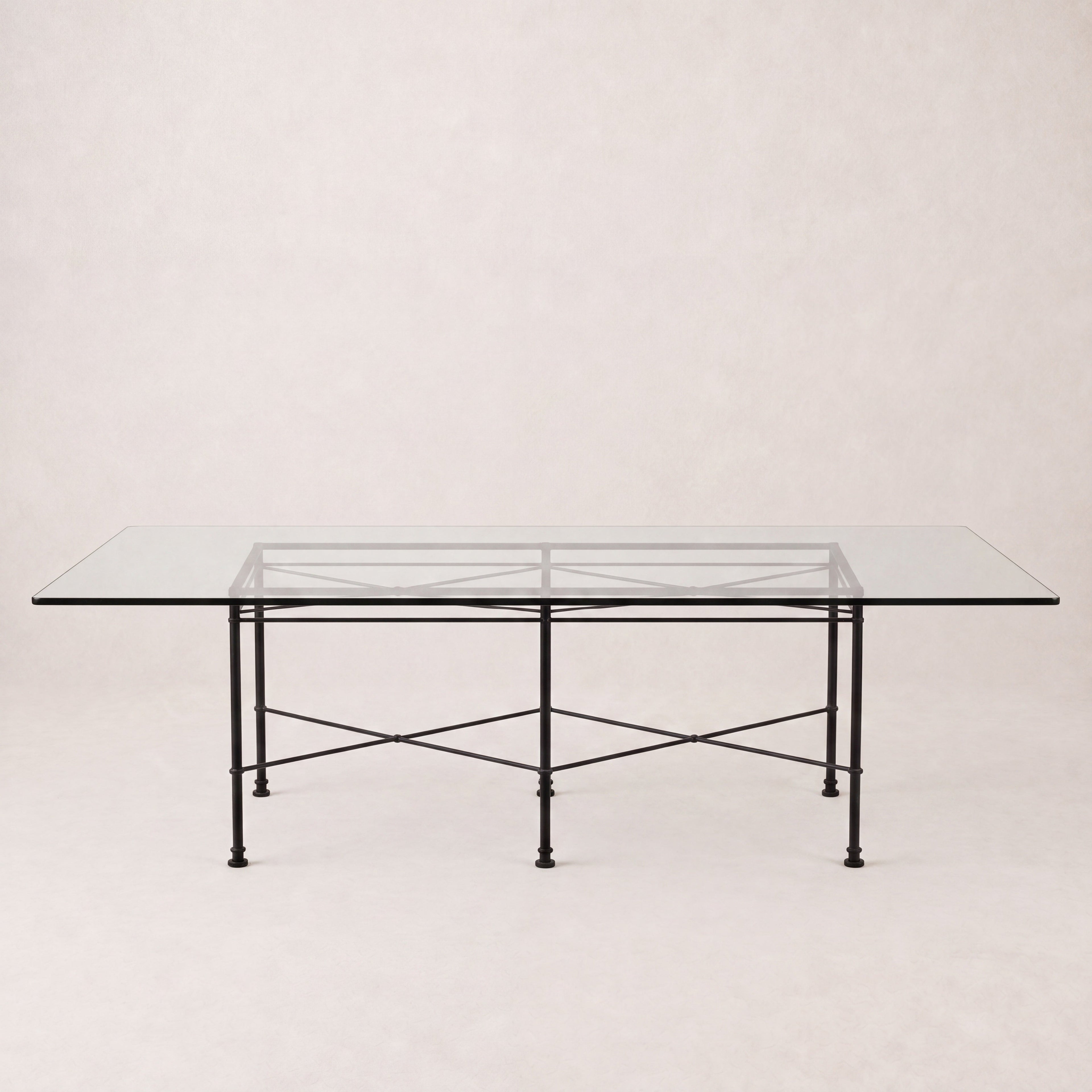 Outdoor-Esstisch aus Glas, rechteckig – Schwarzes Gestell